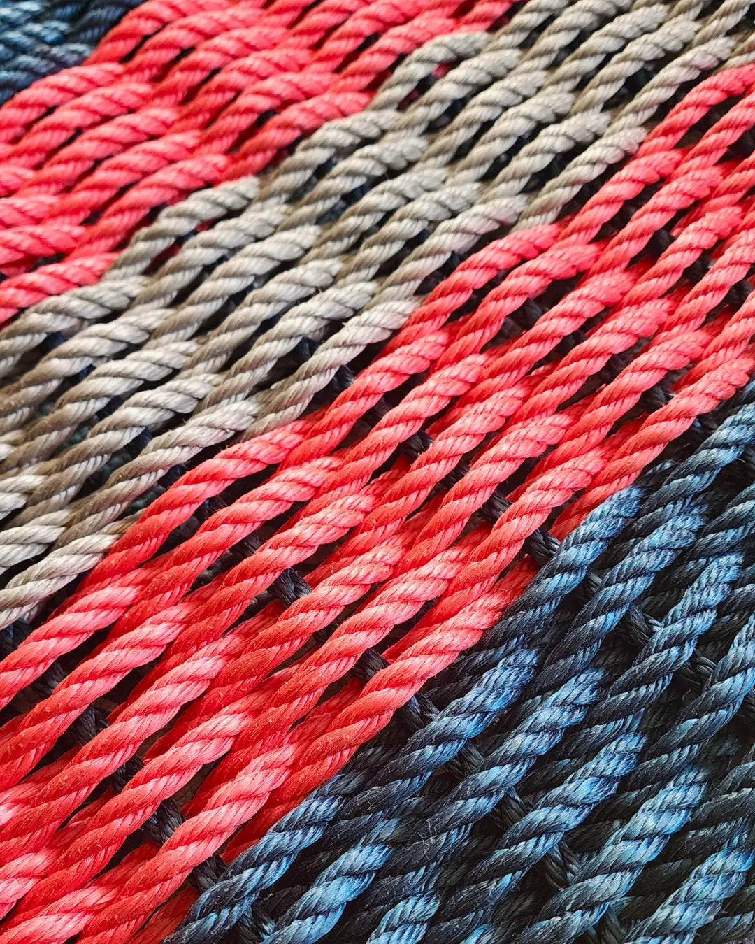 Five Stripe Rope Mat made with Lobster Rope Navy, – Little Salty Rope