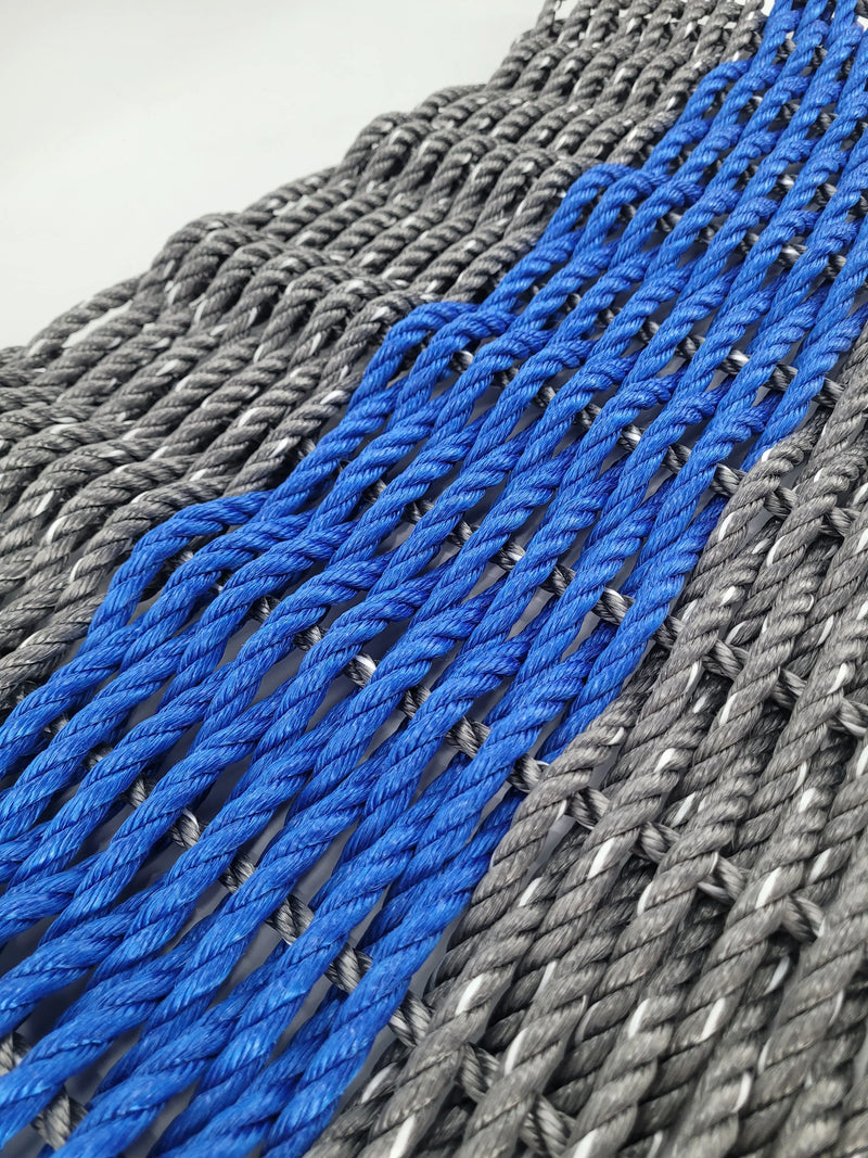gray and blue lobster rope mat